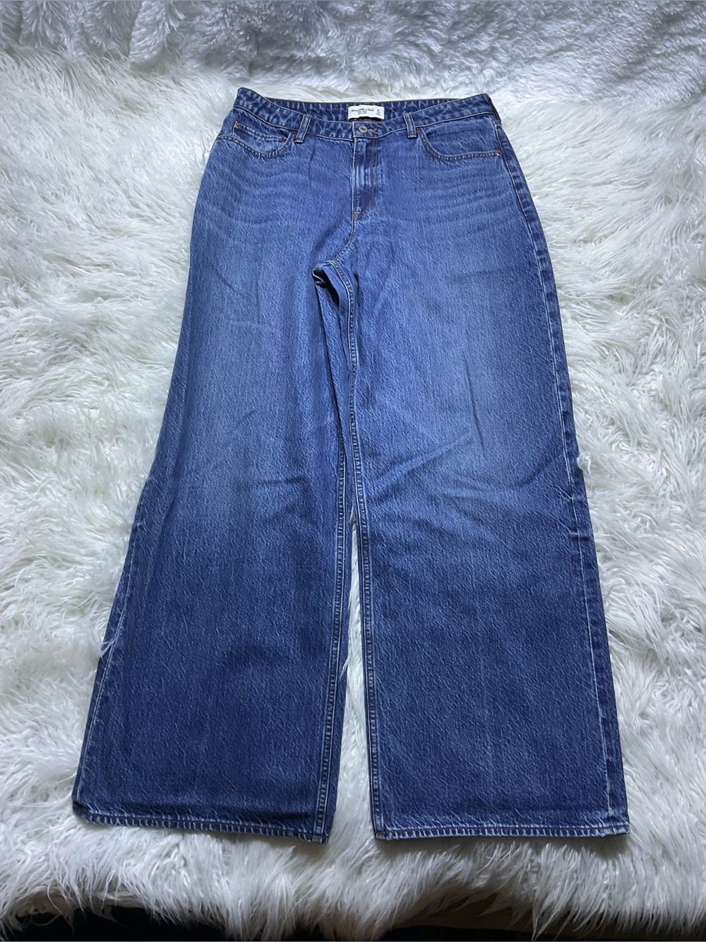Abercrombie Curve Love High Rise Wide Leg Jeans 31 Long
